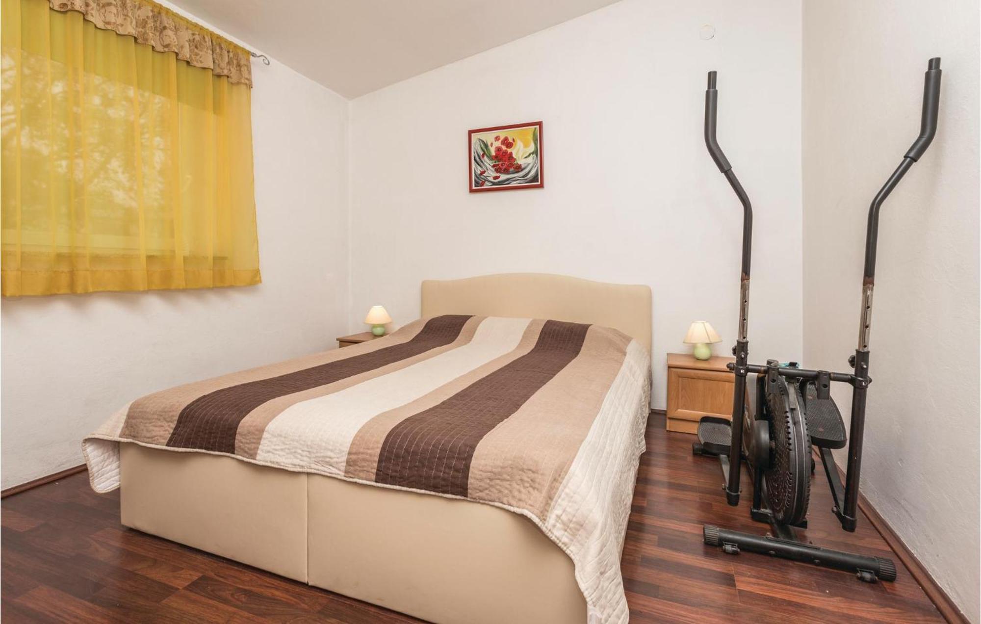 3 Bedroom Gorgeous Apartment In Marčana מראה חיצוני תמונה