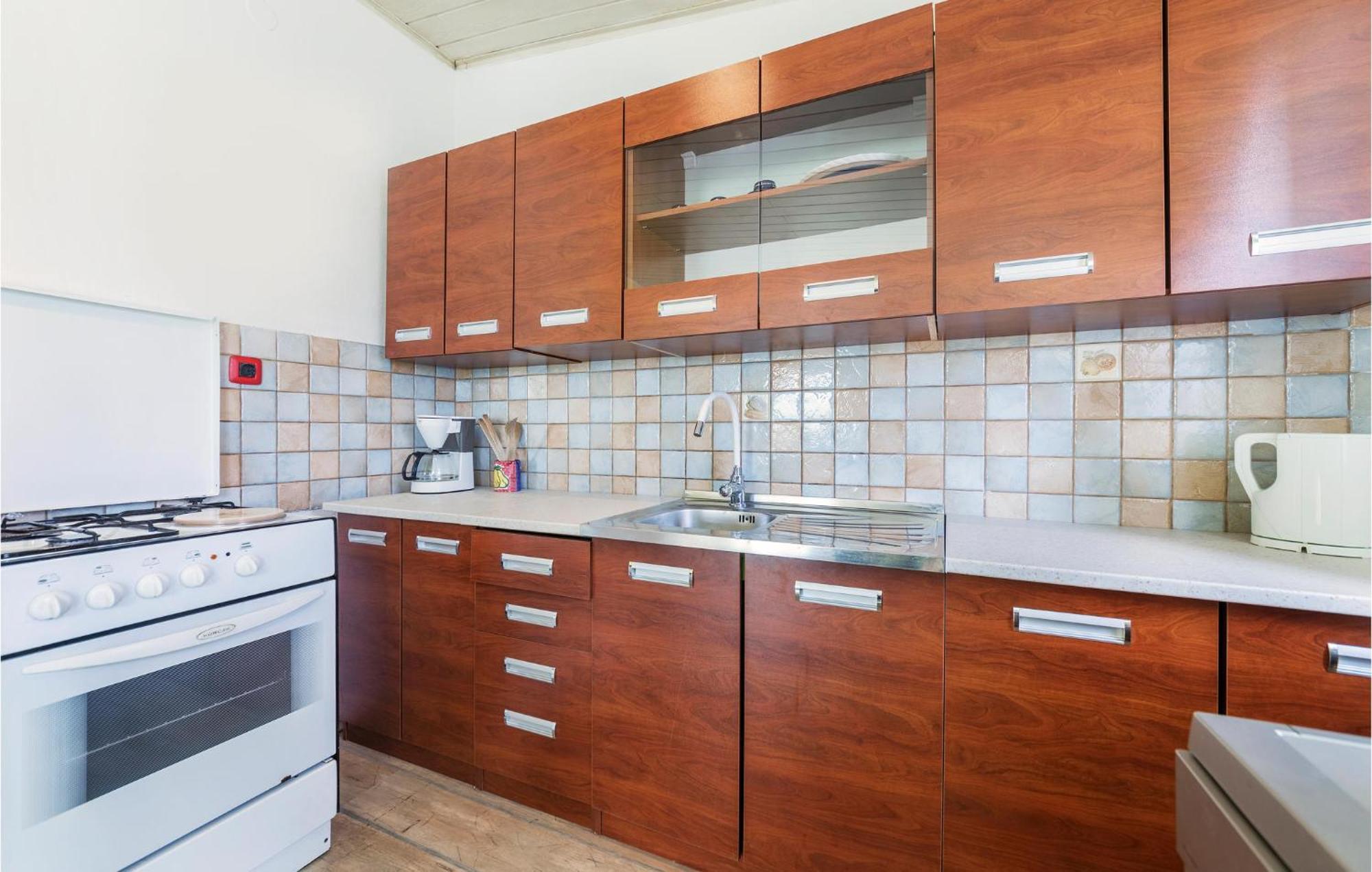 3 Bedroom Gorgeous Apartment In Marčana מראה חיצוני תמונה